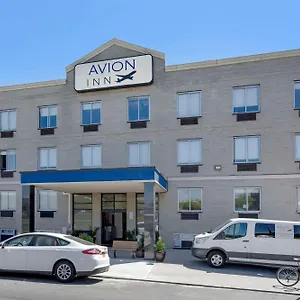 Avion Near Lga Airport, Ascend Collection New York