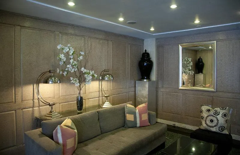 The Residences At 51St Street ニューヨーク 3*,